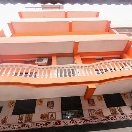 Oyo 63841 White Orchid Hotel Indraprastha Exterior foto